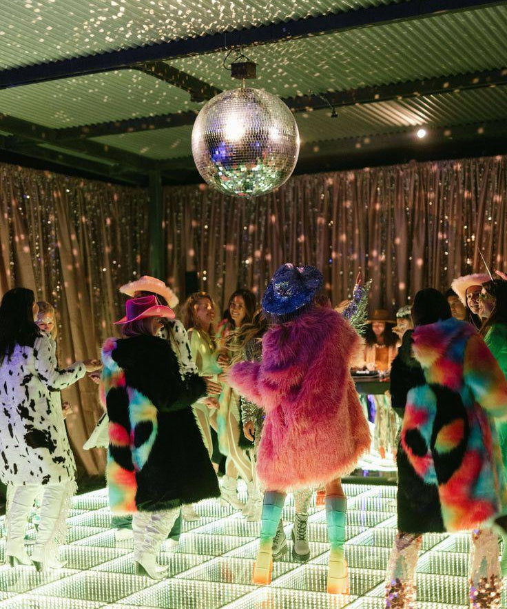 2025 Party Fashion Trend