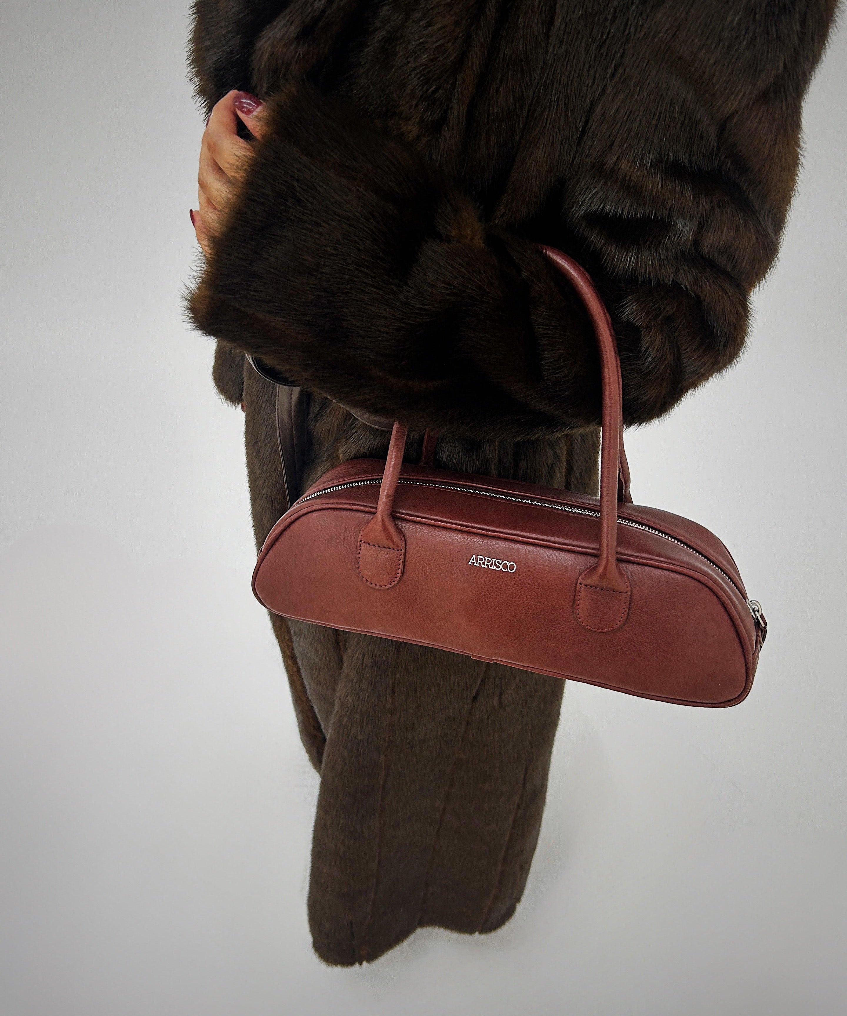 The Rise of Long Bags: A Fashion Staple Reimagined - Arrisco
