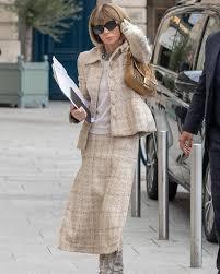 Anna Wintour’s Fendi Bag Is the Ultimate Style Statement - Arrisco