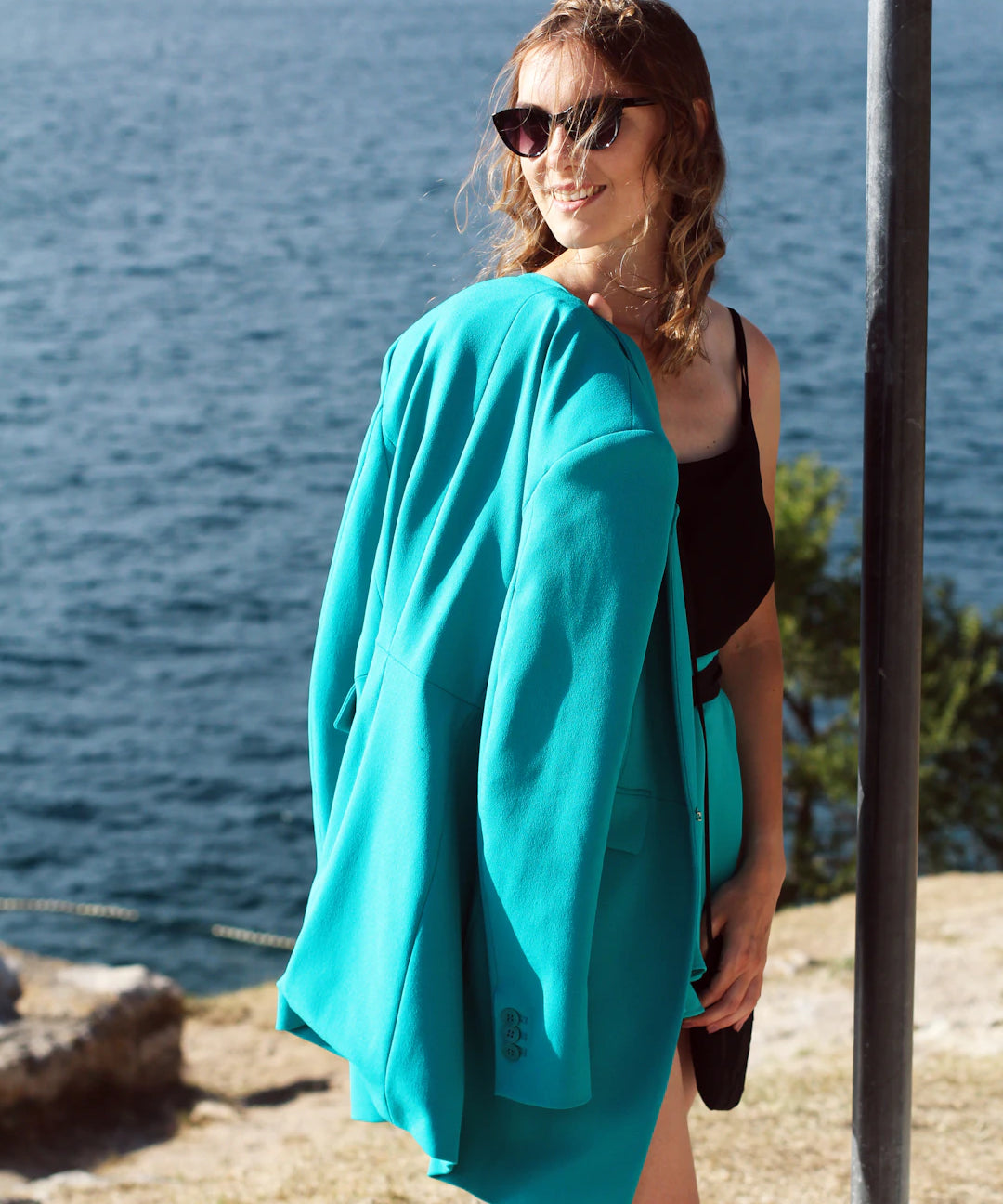 Effortlessly Chic Capri and Sequin Styles for Summer