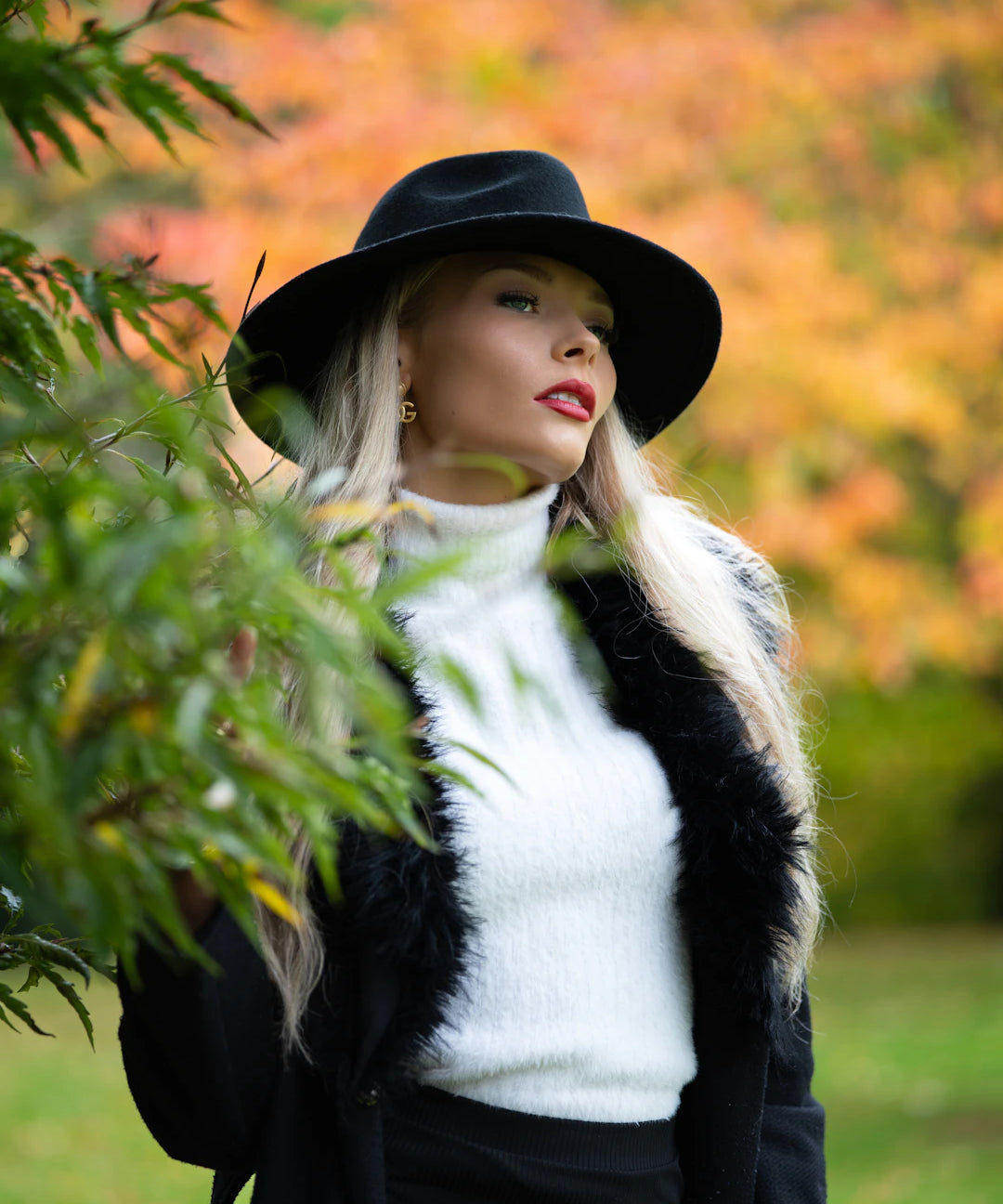 Navigating Seasonal Fashion Trends Your Stylish Guide