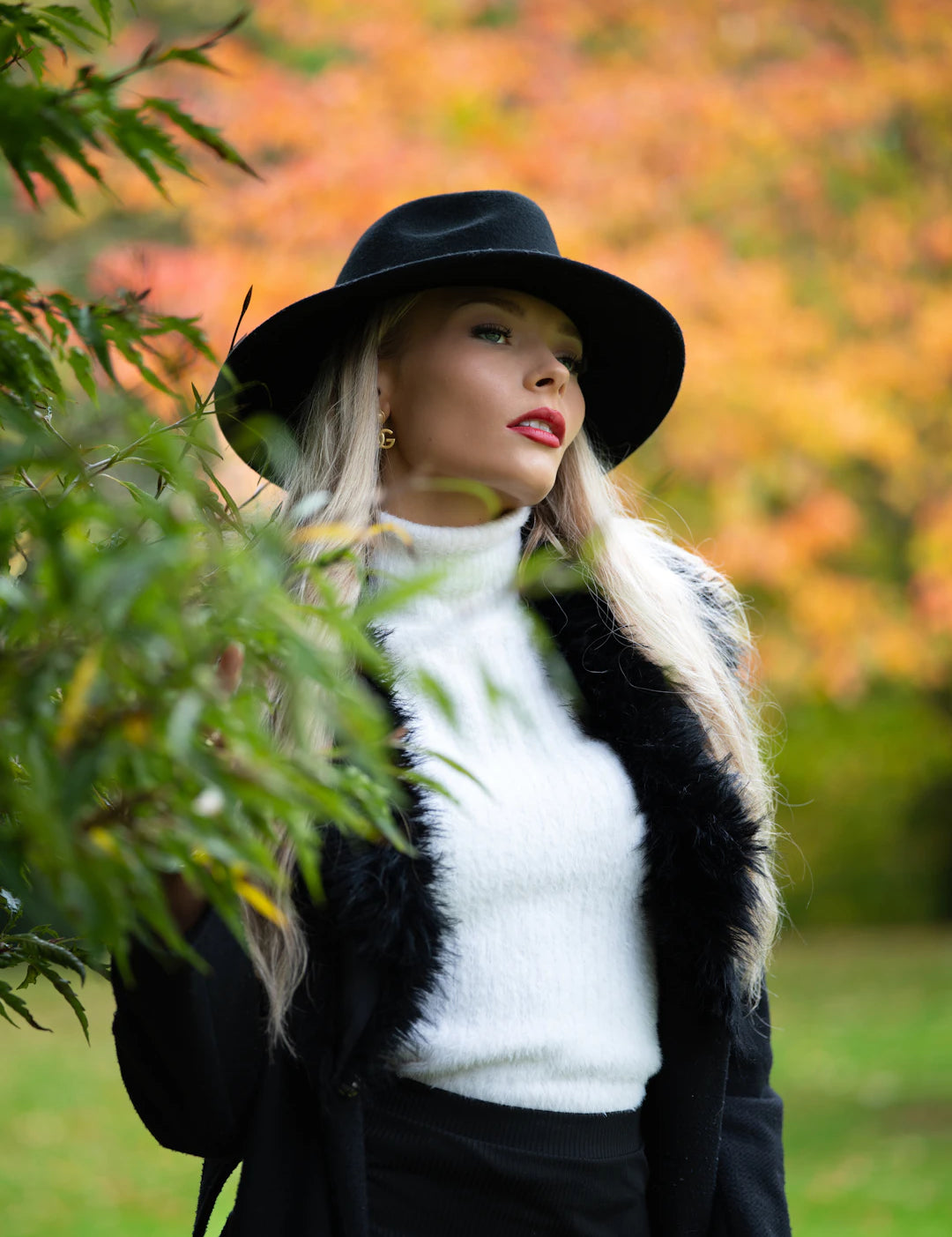 Navigating Seasonal Fashion Trends Your Stylish Guide