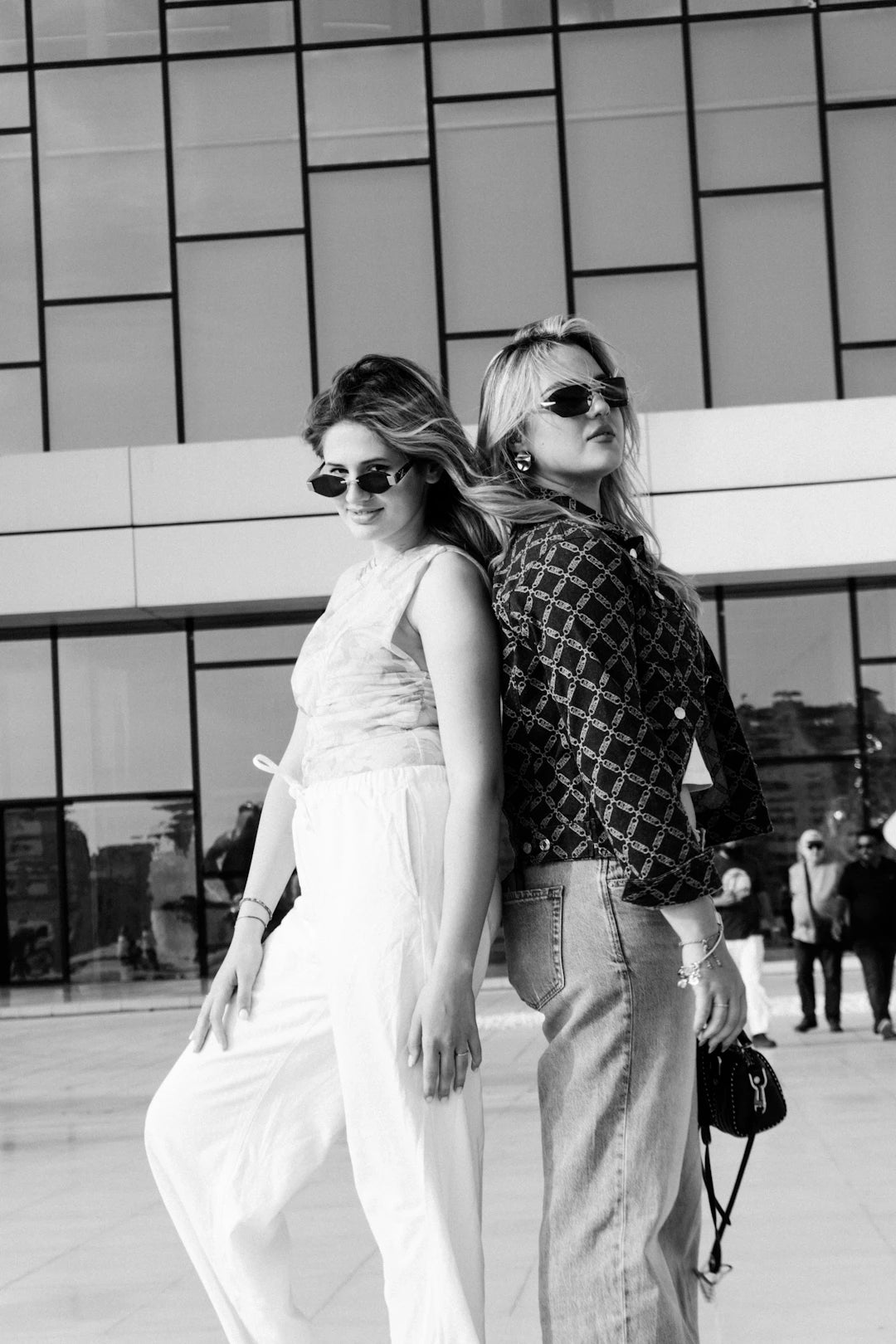 The Dynamic Influence of Social Media on Fashion Trends
